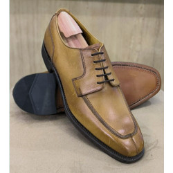 Loake *Rugby tan 5 eye...