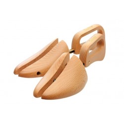 Barker wood shoe trees